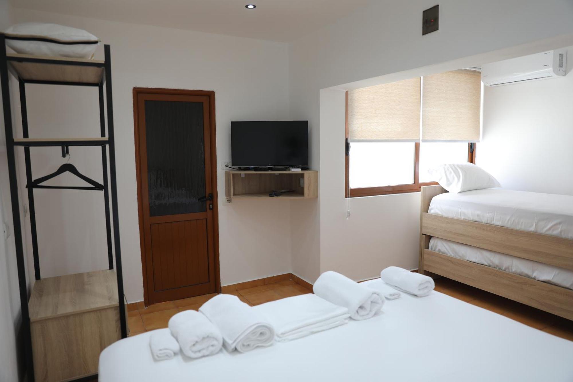 Guest House Esanbja Berat Zewnętrze zdjęcie