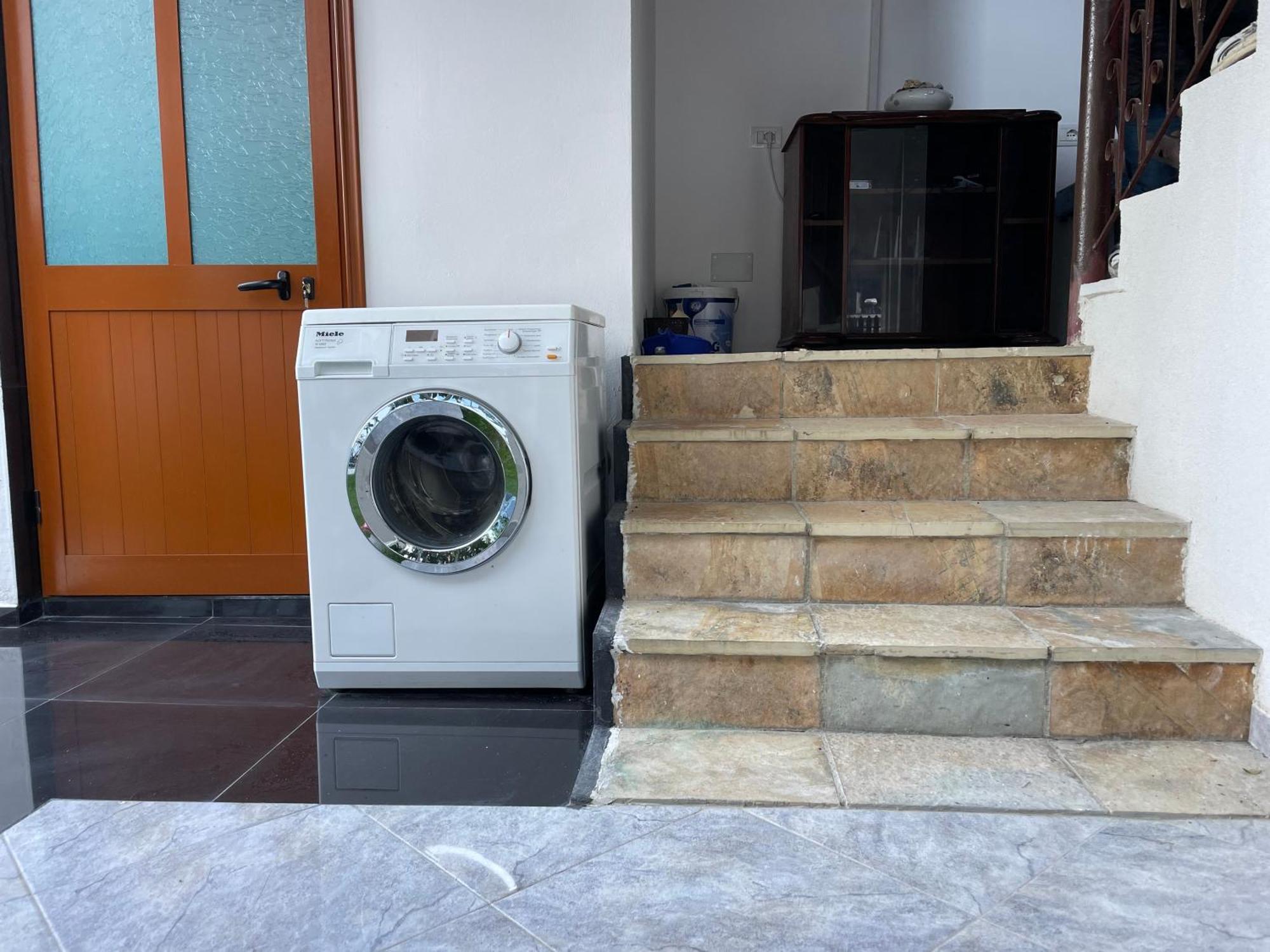 Guest House Esanbja Berat Zewnętrze zdjęcie